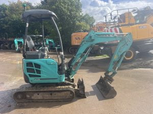 2020 KOBELCO SK17SR-3E